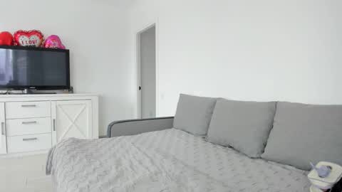 Anna online show from March 23, 11:03 am