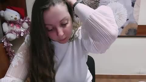 Anna online show from December 19, 7:40 am