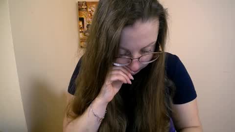 Anna online show from February 6, 7:35 am