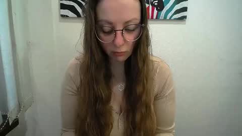 Anna online show from February 3, 9:58 am