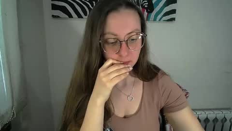 Snapshot of _annabelle_lee chatting on May 29, 6:33 am Anna online show from May 29, 6:33 am