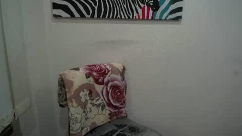 Snapshot of _annabelle_lee chatting on July 1, 7:21 am Anna online show from July 1, 7:21 am