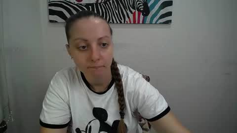 Snapshot of _annabelle_lee chatting on July 16, 6:19 am Anna online show from July 16, 6:19 am