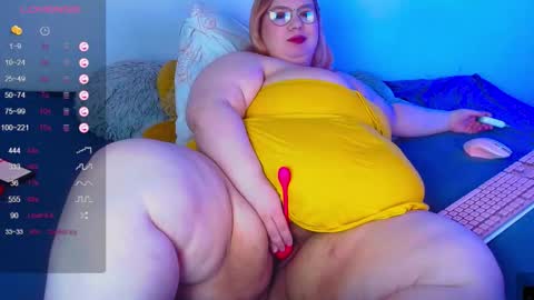 _ariaakashi_ online show from January 16, 12:36 am