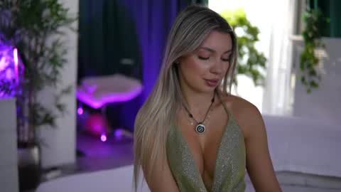 Arielle online show from June 26, 7:35 am