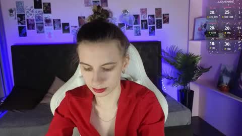 _ash_leyy_ online show from February 14, 1:57 am