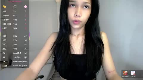 Snapshot of _ashhyy chatting on June 19, 4:00 pm ashley online show from June 19, 4:00 pm