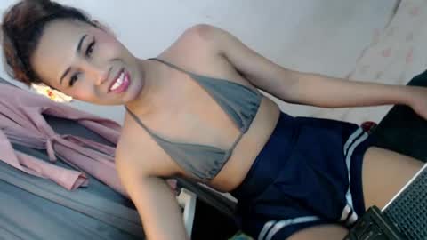 Snapshot of _asiancutie chatting on June 15, 7:10 am _asiancutie online show from June 15, 7:10 am