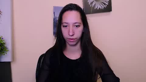 Snapshot of _astraia_ chatting on July 13, 7:11 am _astraia_ online show from July 13, 7:11 am