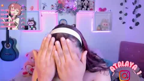 independent model atalaya online show from February 25, 12:59 pm