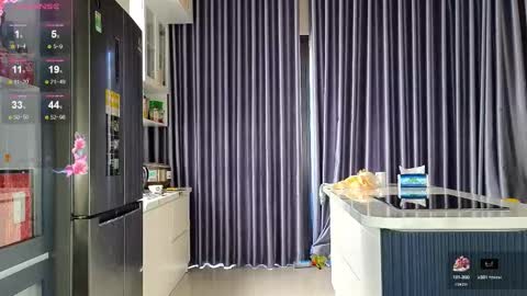 Snapshot of _aura_18 chatting on February 1, 4:33 am _aura_18 online show from February 1, 4:33 am