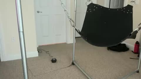 Snapshot of _bearyhairy_ chatting on February 28, 8:43 pm Chupa Bear online show from February 28, 8:43 pm