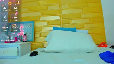 Snapshot of _becky__ chatting on January 24, 8:43 pm Becky online show from January 24, 8:43 pm