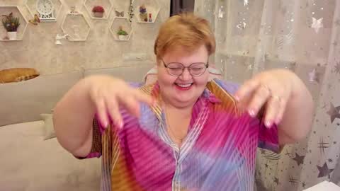 Snapshot of _big_beautiful_love_ chatting on January 12, 10:01 pm Louise  ONLY IN PVT  Masturbation with dildo and cum  Naked  Show and play with pussy  Blow job  Hand job  ONLY IN PVT  online show from January 12, 10:01 pm