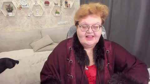 Snapshot of _big_beautiful_love_ chatting on February 16, 10:43 pm Louise  ONLY IN PVT  Masturbation with dildo and cum  Naked  Show and play with pussy  Blow job  Hand job  ONLY IN PVT  online show from February 16, 10:43 pm