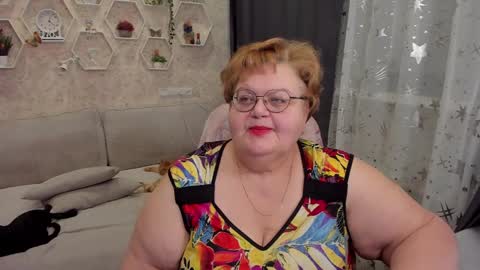 Snapshot of _big_beautiful_love_ chatting on March 6, 8:37 pm Louise  ONLY IN PVT  Masturbation with dildo and cum  Naked  Show and play with pussy  Blow job  Hand job  ONLY IN PVT  online show from March 6, 8:37 pm