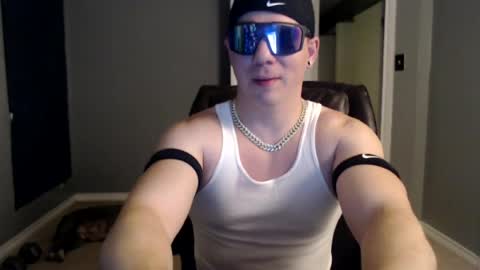 Snapshot of _bigsmok3_ chatting on August 1, 4:12 am bigsmok3 online show from August 1, 4:12 am