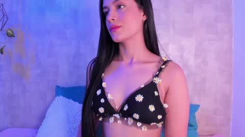 Snapshot of _bihanca chatting on December 11, 1:39 pm  Bihanca online show from December 11, 1:39 pm