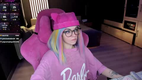 Snapshot of _black_fox__ chatting on May 26, 11:34 pm Olivia Subscribe to my Fansly - online show from May 26, 11:34 pm