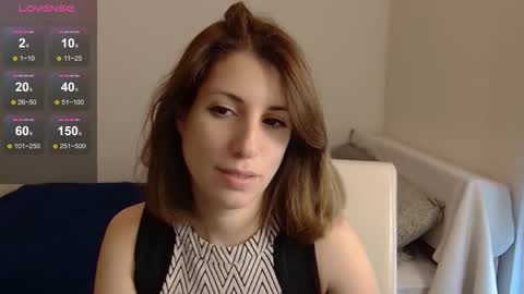 Laura online show from November 14, 10:58 am