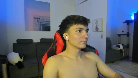 B L A K E online show from January 21, 8:08 am