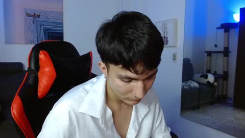 B L A K E online show from January 30, 5:41 am