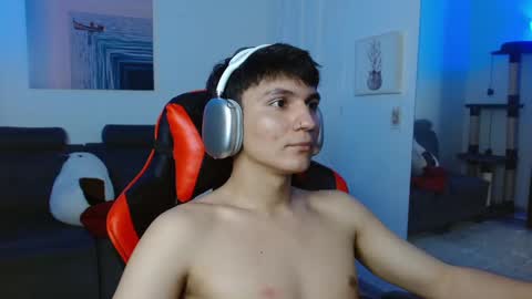 B L A K E online show from February 4, 7:07 am