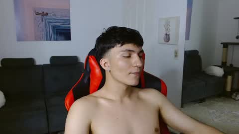 B L A K E online show from March 12, 8:52 pm