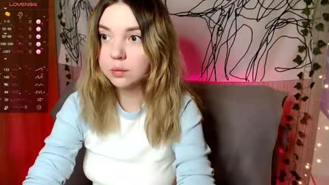 Elizabeth online show from March 17, 4:32 pm