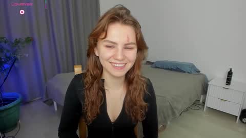 Snapshot of _bramble_ chatting on November 12, 8:04 am Bramble online show from November 12, 8:04 am