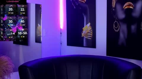 Brenna online show from November 30, 12:42 pm