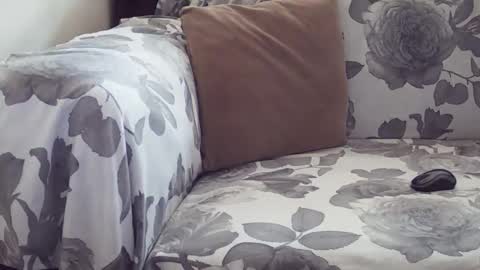 I will be back soon  online show from April 26, 8:34 am