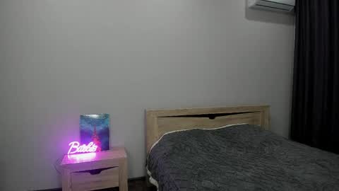 Snapshot of _candybb chatting on April 21, 2:51 am online show from April 21, 2:51 am