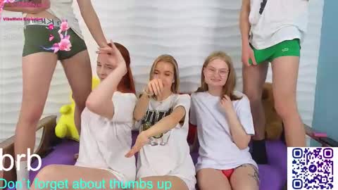 _capybara0_0 online show from November 7, 11:49 pm