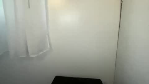 Snapshot of _caramea chatting on January 14, 10:03 pm Caramea online show from January 14, 10:03 pm