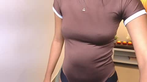 Snapshot of _celeste_hill chatting on June 10, 11:20 am Celeste online show from June 10, 11:20 am