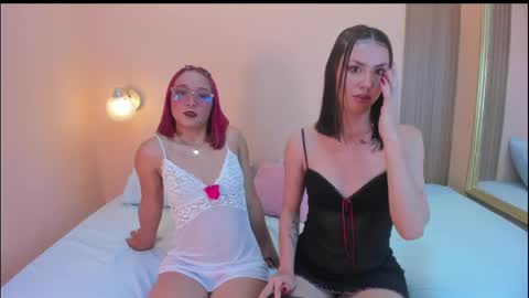 Snapshot of _celestee_1 chatting on April 30, 3:13 am Celeste online show from April 30, 3:13 am