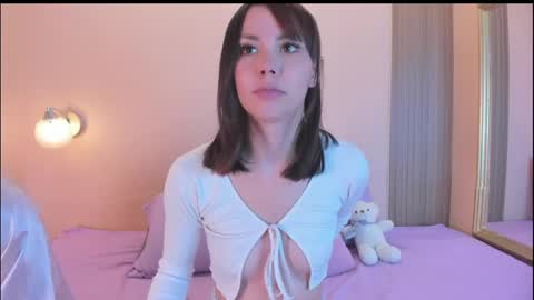 Snapshot of _celestee_1 chatting on May 5, 3:03 am Celeste online show from May 5, 3:03 am