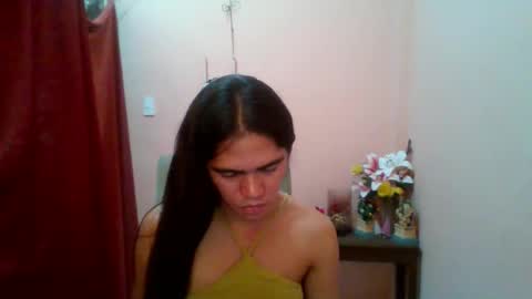 Snapshot of _celina chatting on April 21, 1:53 am _celina online show from April 21, 1:53 am