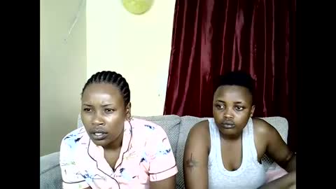 Snapshot of _chacha482688 chatting on May 26, 4:19 am _chacha482688 online show from May 26, 4:19 am
