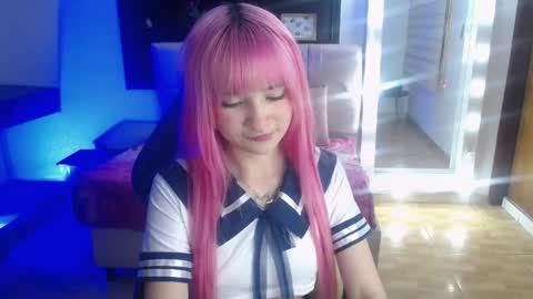Snapshot of _charlotte_collins_ chatting on April 30, 3:18 pm _charlotte_collins_ online show from April 30, 3:18 pm
