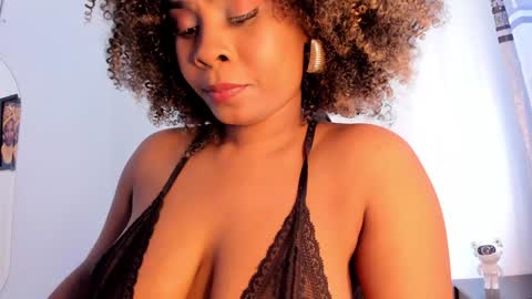 _charlottedavis online show from December 26, 4:58 pm