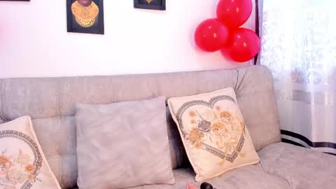 _charlottedavis online show from March 5, 3:51 pm