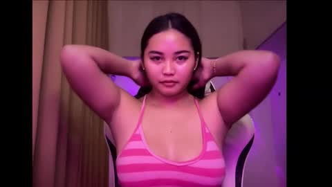 Snapshot of _chelle69xx chatting on February 3, 7:35 am _chelle69xx online show from February 3, 7:35 am