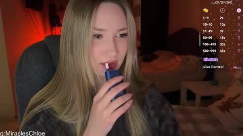 _chloe_miller_ online show from February 14, 3:09 pm