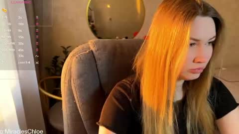 Snapshot of _chloe_miller_ chatting on May 4, 12:39 am _chloe_miller_ online show from May 4, 12:39 am