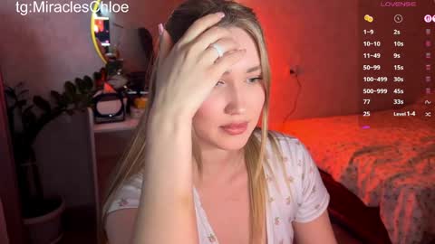 Snapshot of _chloe_miller_ chatting on June 9, 5:35 pm _chloe_miller_ online show from June 9, 5:35 pm