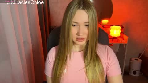 Snapshot of _chloe_miller_ chatting on June 23, 7:23 pm _chloe_miller_ online show from June 23, 7:23 pm