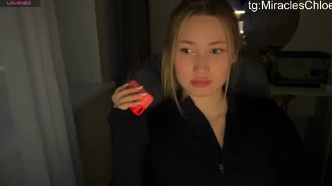 Snapshot of _chloe_miller_ chatting on July 16, 6:14 pm _chloe_miller_ online show from July 16, 6:14 pm