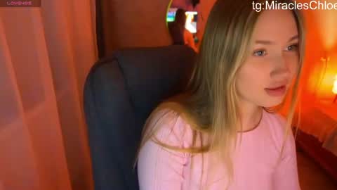 Snapshot of _chloe_miller_ chatting on July 18, 6:45 pm _chloe_miller_ online show from July 18, 6:45 pm